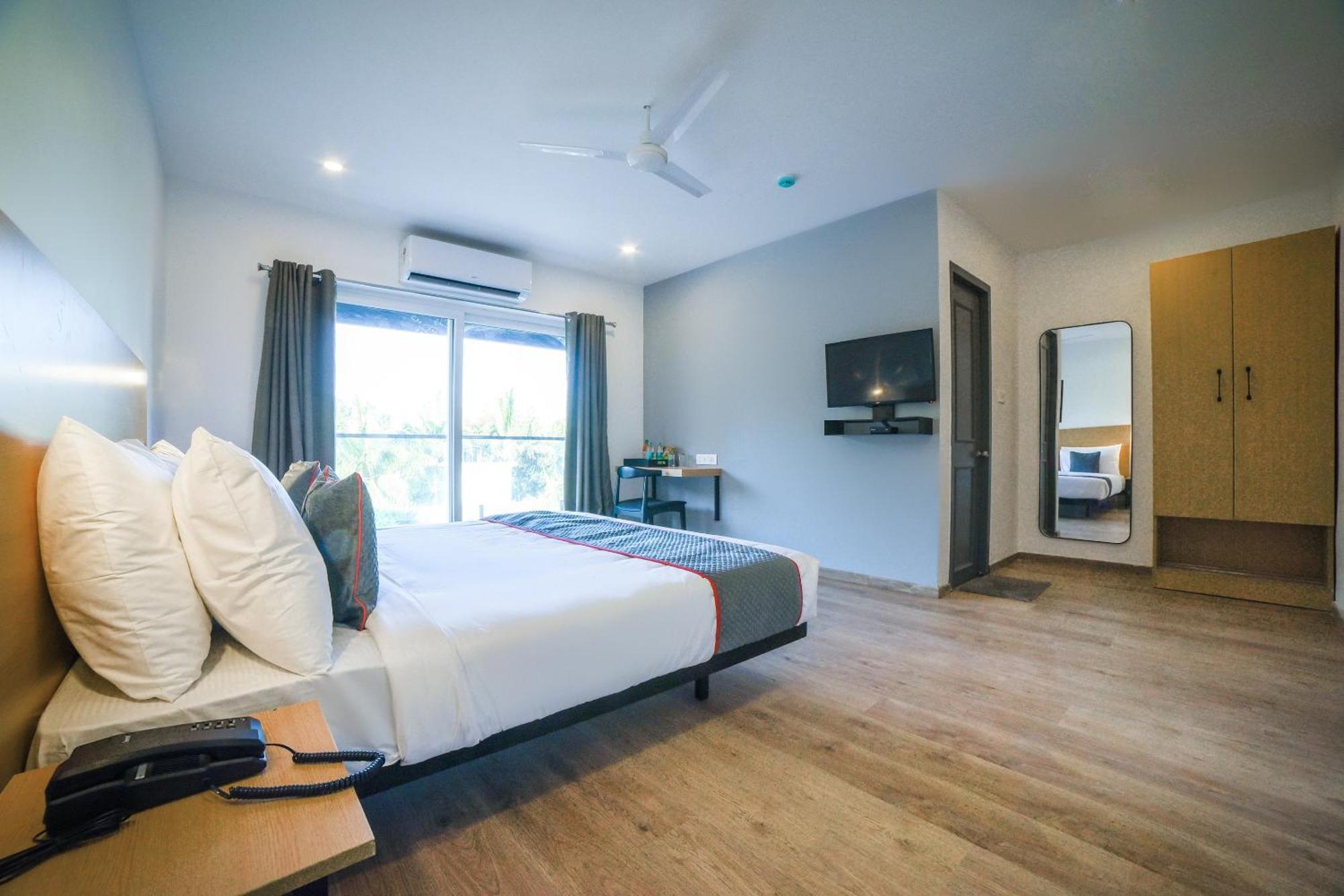 Townhouse 211 Laguna Ecr Near Juhu Beach Chennai Eksteriør billede