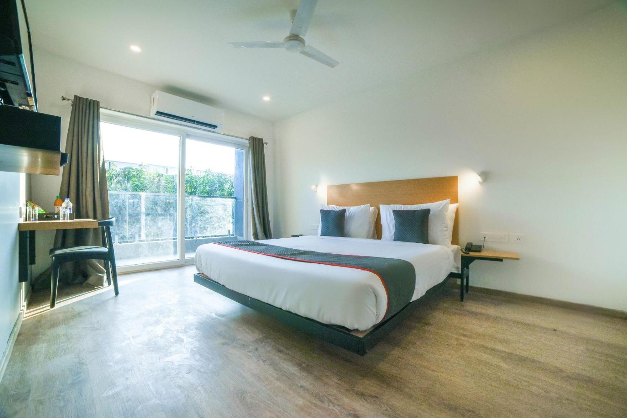 Townhouse 211 Laguna Ecr Near Juhu Beach Chennai Eksteriør billede