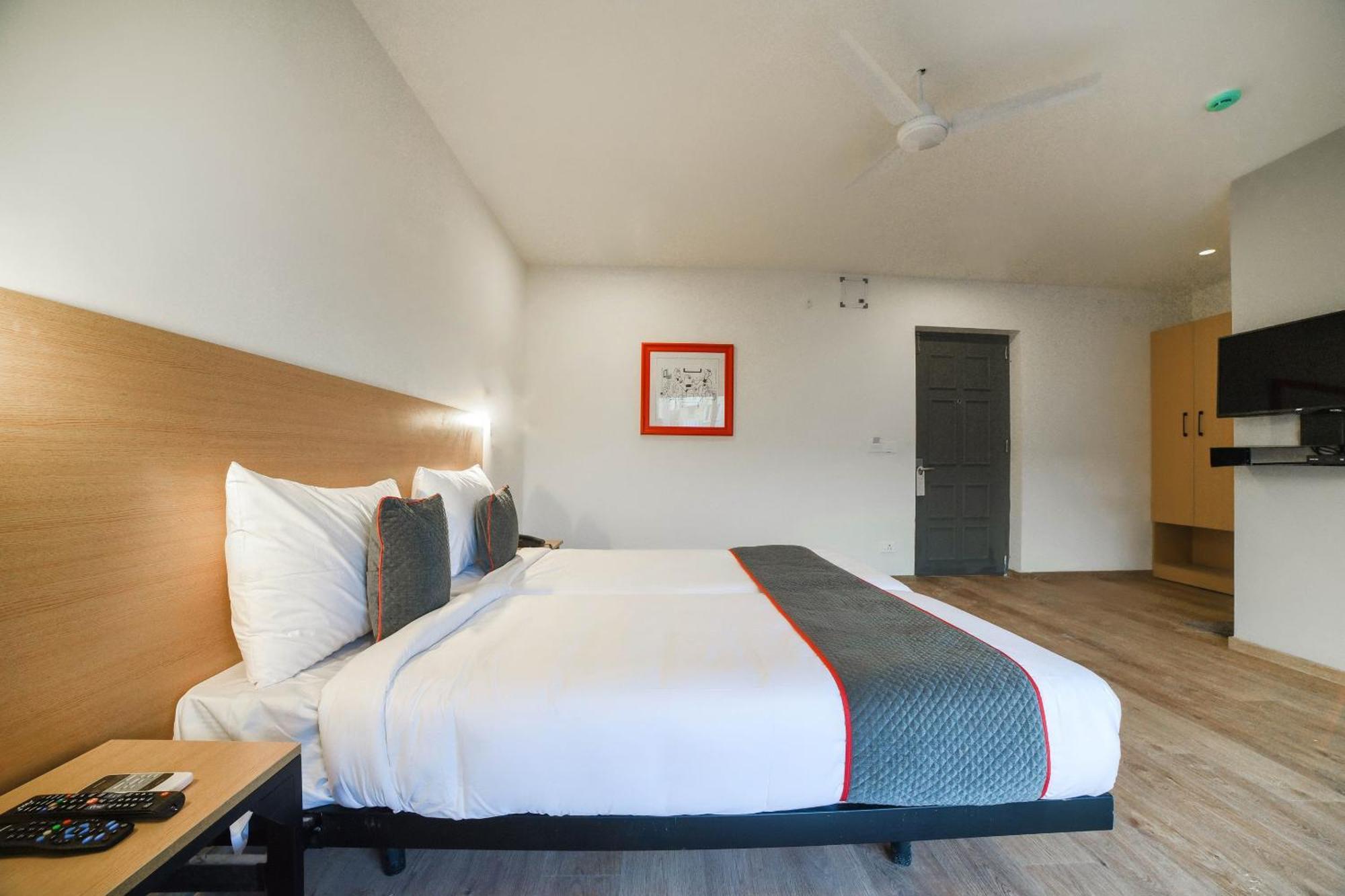Townhouse 211 Laguna Ecr Near Juhu Beach Chennai Eksteriør billede